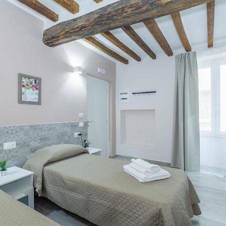 Residenza Borgo Guazzo Hotel Parma Exterior foto
